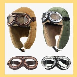 Set of 2 WW2 pilots hats w/goggles.